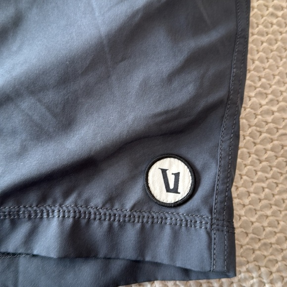 Vuori Lined Short - Picture 2 of 3